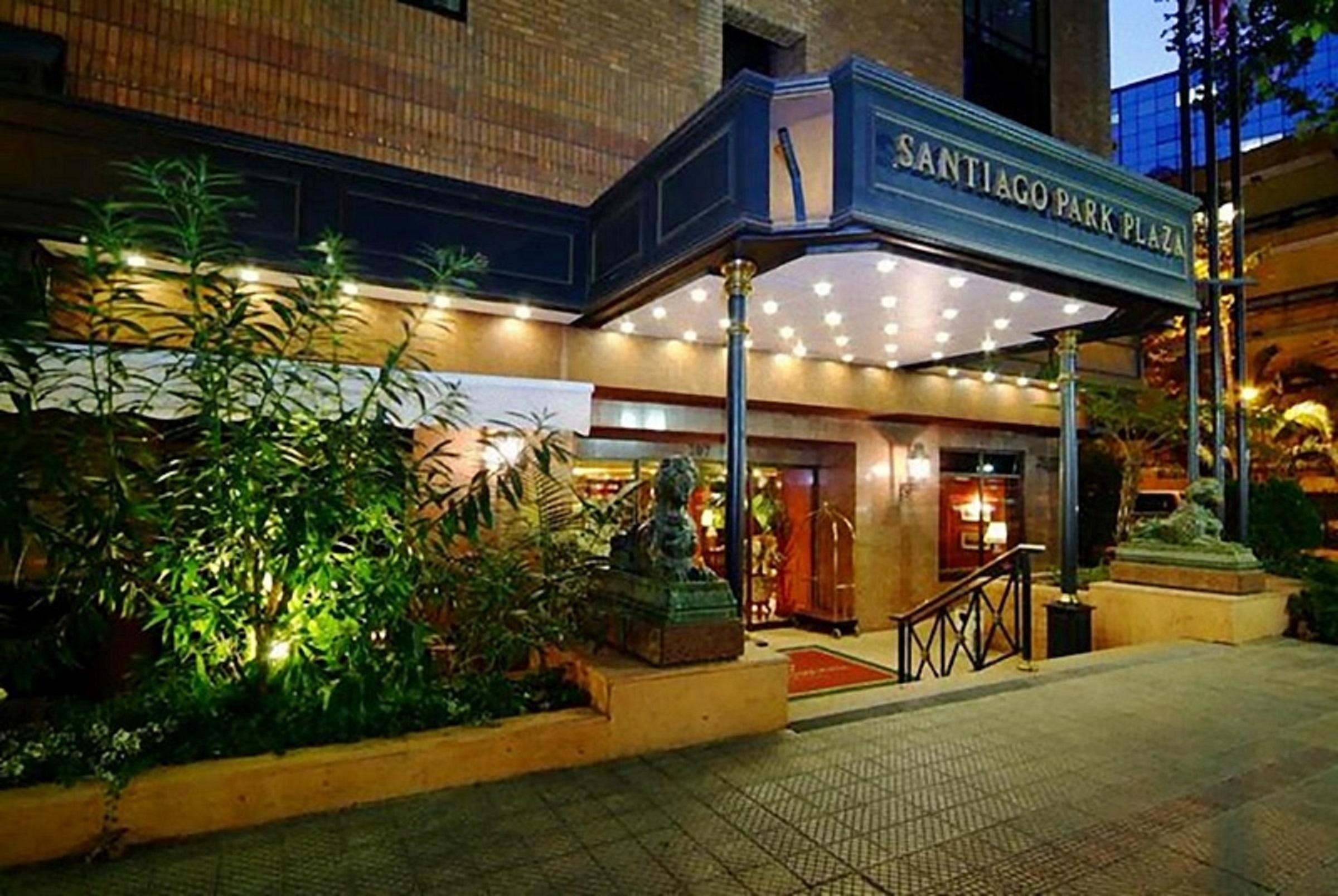 Park Plaza Santiago Hotel Exterior photo