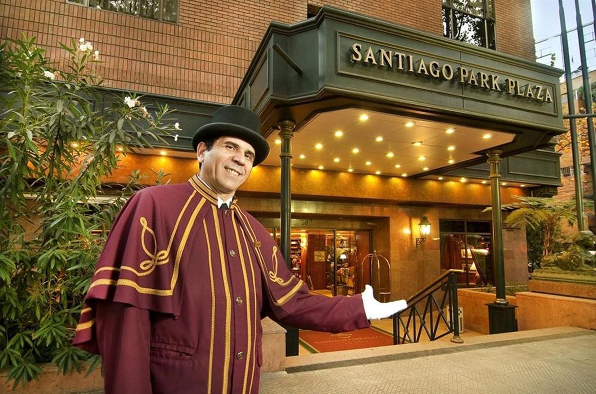 Park Plaza Santiago Hotel Exterior photo